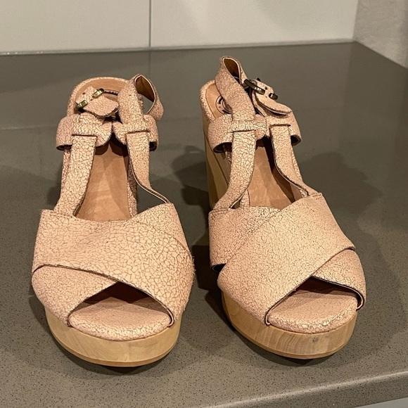 Anthropologie Gee Wawa handmade leather Wooden Clogs - Picture 3 of 8